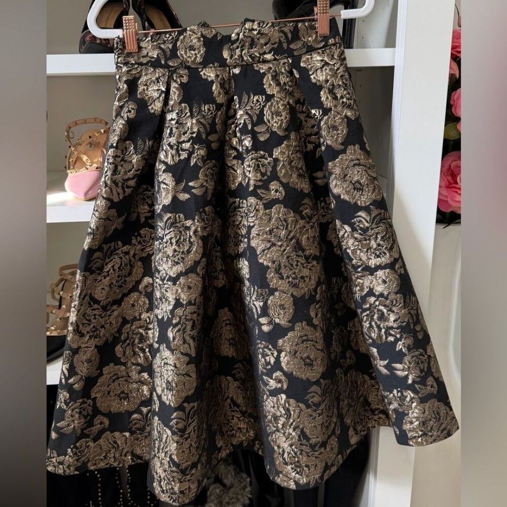 Unbranded Women's Black and Gold Skirt - Picture 5 of 12